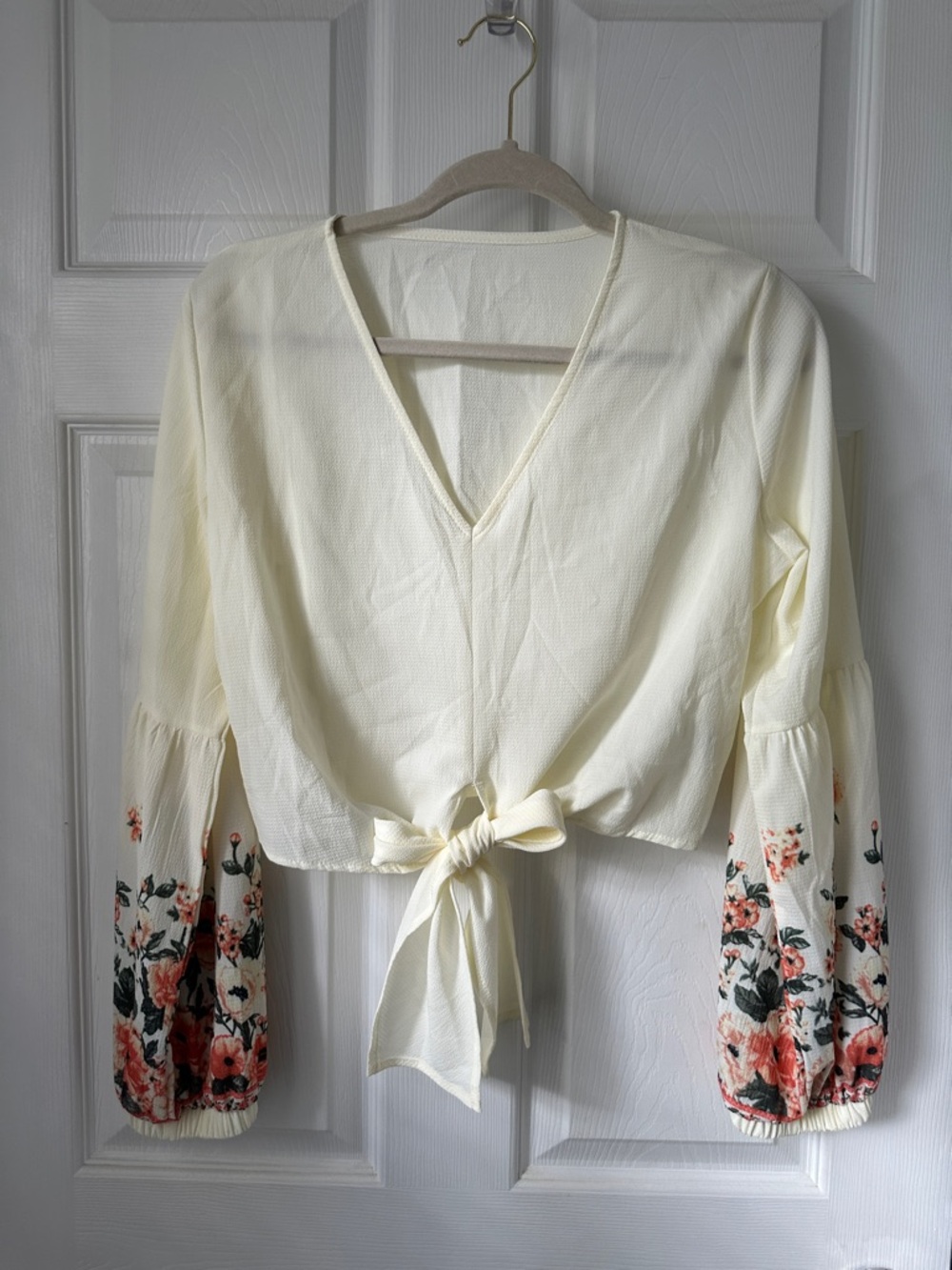 Women's Cream Floral Tie-Front Blouse